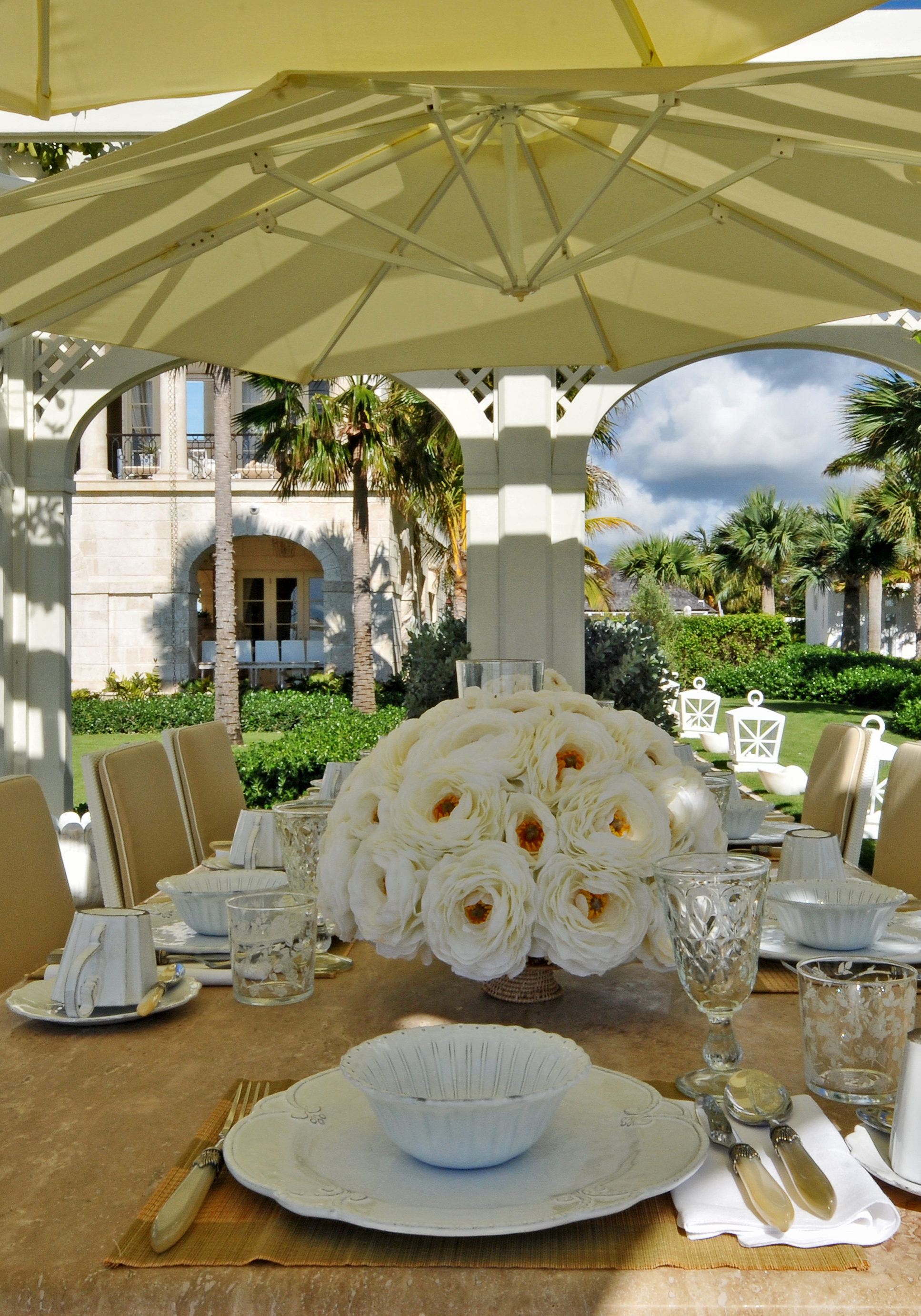 Exterior dinnig area